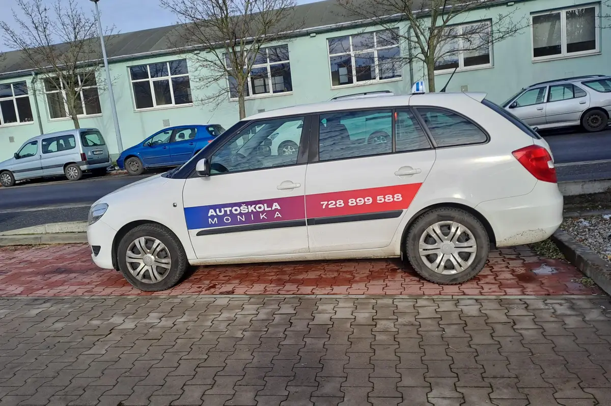 Autoskola Monika